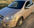 Бежевый Шевроле Авео, объемом двигателя 1.6 л и пробегом 210 тыс. км за 4200 $, фото 1 на Automoto.ua