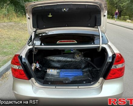 Бежевий Шевроле Авео, об'ємом двигуна 1.6 л та пробігом 284 тис. км за 4499 $, фото 5 на Automoto.ua