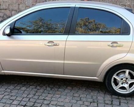 Бежевый Шевроле Авео, объемом двигателя 1.6 л и пробегом 177 тыс. км за 5000 $, фото 6 на Automoto.ua