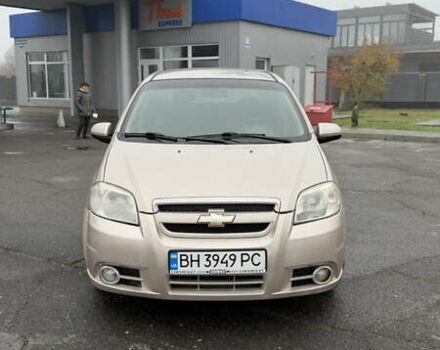 Бежевый Шевроле Авео, объемом двигателя 1.6 л и пробегом 165 тыс. км за 4100 $, фото 1 на Automoto.ua