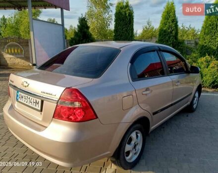 Бежевый Шевроле Авео, объемом двигателя 1.6 л и пробегом 165 тыс. км за 3650 $, фото 1 на Automoto.ua