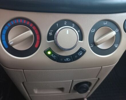 Бежевый Шевроле Авео, объемом двигателя 0 л и пробегом 180 тыс. км за 4650 $, фото 6 на Automoto.ua