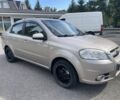 Бежевый Шевроле Авео, объемом двигателя 1.6 л и пробегом 210 тыс. км за 4500 $, фото 1 на Automoto.ua