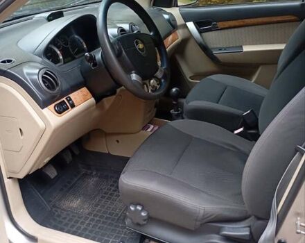 Бежевый Шевроле Авео, объемом двигателя 1.6 л и пробегом 191 тыс. км за 4500 $, фото 1 на Automoto.ua