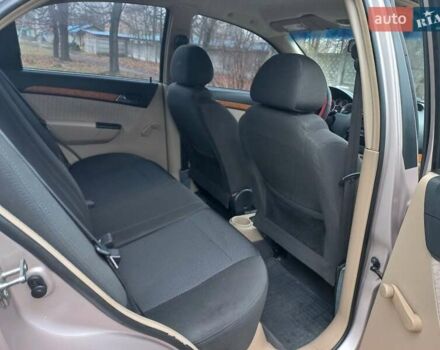 Бежевый Шевроле Авео, объемом двигателя 1.6 л и пробегом 180 тыс. км за 4600 $, фото 14 на Automoto.ua