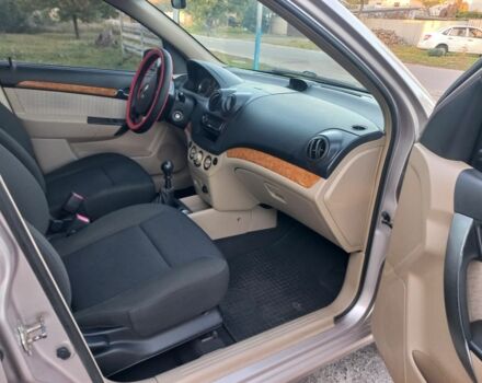 Бежевый Шевроле Авео, объемом двигателя 0 л и пробегом 180 тыс. км за 4650 $, фото 5 на Automoto.ua