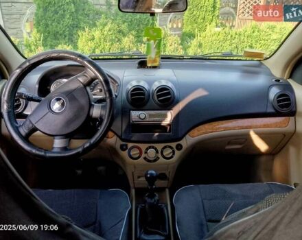 Бежевый Шевроле Авео, объемом двигателя 1.6 л и пробегом 165 тыс. км за 3650 $, фото 11 на Automoto.ua