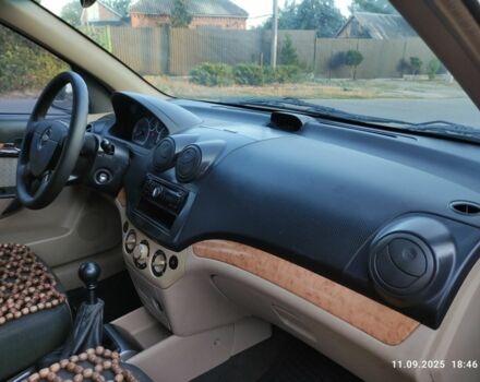 Бежевый Шевроле Авео, объемом двигателя 1.6 л и пробегом 220 тыс. км за 4000 $, фото 21 на Automoto.ua