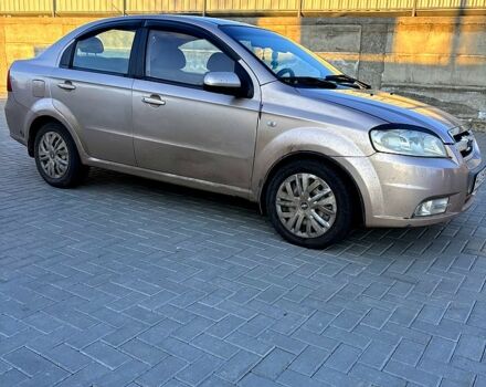 Шевроле Авео 2008 в Новоукраинке на Automoto.ua Бежевый Шевроле Авео, объемом двигателя 1.6 л и пробегом 190 тыс. км за 2800 $, фото 1 на Automoto.ua