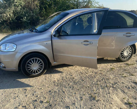 Бежевый Шевроле Авео, объемом двигателя 1.6 л и пробегом 210 тыс. км за 4200 $, фото 19 на Automoto.ua