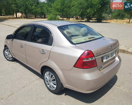 Бежевый Шевроле Авео, объемом двигателя 1.6 л и пробегом 140 тыс. км за 4650 $, фото 12 на Automoto.ua