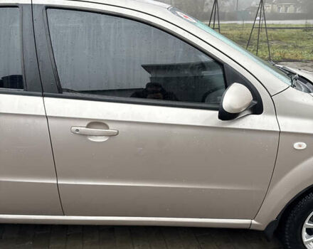 Бежевый Шевроле Авео, объемом двигателя 1.6 л и пробегом 278 тыс. км за 5400 $, фото 26 на Automoto.ua