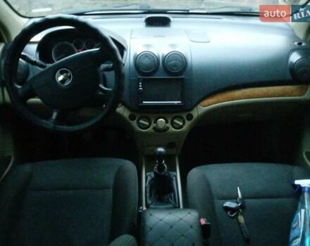 Бежевый Шевроле Авео, объемом двигателя 1.6 л и пробегом 210 тыс. км за 3500 $, фото 6 на Automoto.ua
