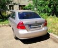Бежевый Шевроле Авео, объемом двигателя 1.6 л и пробегом 185 тыс. км за 3000 $, фото 1 на Automoto.ua