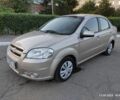 Бежевый Шевроле Авео, объемом двигателя 1.6 л и пробегом 220 тыс. км за 4000 $, фото 1 на Automoto.ua