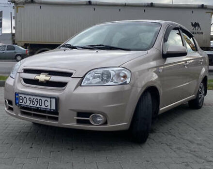 Бежевий Шевроле Авео, об'ємом двигуна 1.6 л та пробігом 140 тис. км за 4000 $, фото 1 на Automoto.ua