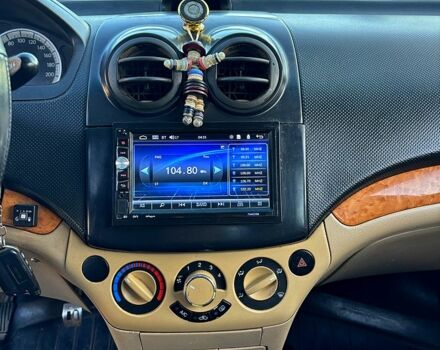 Шевроле Авео 2008 в Новоукраинке на Automoto.ua Бежевый Шевроле Авео, объемом двигателя 1.6 л и пробегом 190 тыс. км за 2800 $, фото 10 на Automoto.ua