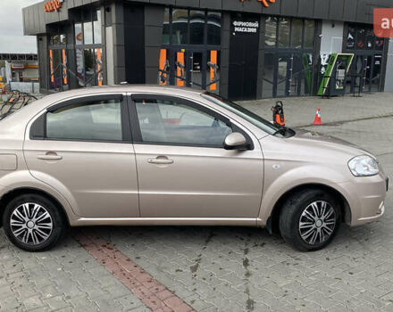 Бежевий Шевроле Авео, об'ємом двигуна 1.6 л та пробігом 140 тис. км за 4000 $, фото 5 на Automoto.ua