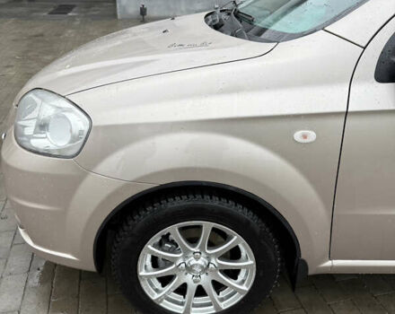 Бежевый Шевроле Авео, объемом двигателя 1.6 л и пробегом 278 тыс. км за 5400 $, фото 9 на Automoto.ua