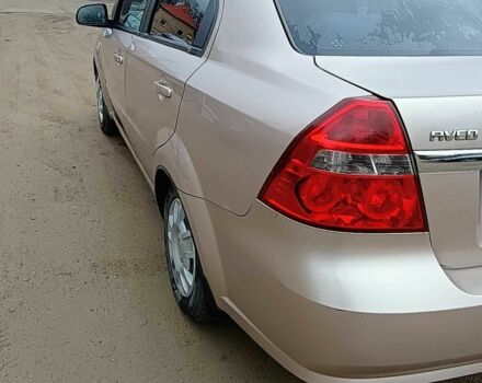 Бежевый Шевроле Авео, объемом двигателя 1.6 л и пробегом 154 тыс. км за 3500 $, фото 4 на Automoto.ua