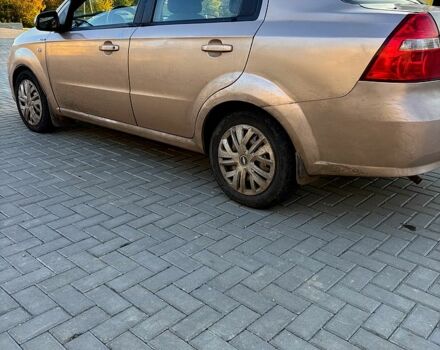 Шевроле Авео 2008 в Новоукраинке на Automoto.ua Бежевый Шевроле Авео, объемом двигателя 1.6 л и пробегом 190 тыс. км за 2800 $, фото 3 на Automoto.ua