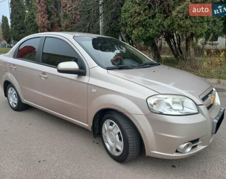 Бежевый Шевроле Авео, объемом двигателя 1.6 л и пробегом 180 тыс. км за 4500 $, фото 1 на Automoto.ua