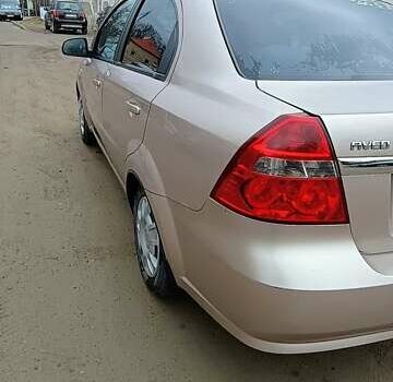 Бежевый Шевроле Авео, объемом двигателя 1.6 л и пробегом 154 тыс. км за 3500 $, фото 3 на Automoto.ua