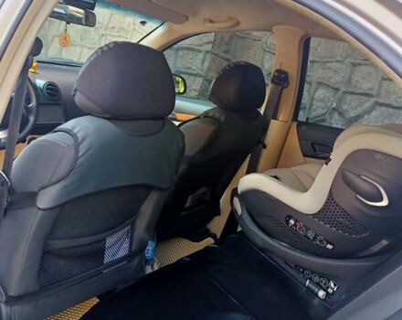 Бежевый Шевроле Авео, объемом двигателя 1.6 л и пробегом 177 тыс. км за 5000 $, фото 1 на Automoto.ua