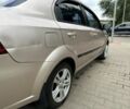 Бежевый Шевроле Авео, объемом двигателя 1.6 л и пробегом 294 тыс. км за 3700 $, фото 6 на Automoto.ua