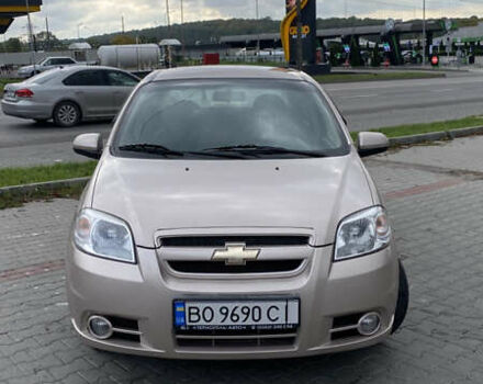 Бежевий Шевроле Авео, об'ємом двигуна 1.6 л та пробігом 140 тис. км за 4000 $, фото 2 на Automoto.ua