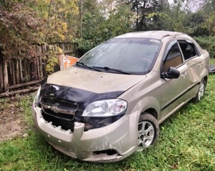 Бежевый Шевроле Авео, объемом двигателя 1.5 л и пробегом 2 тыс. км за 3000 $, фото 2 на Automoto.ua