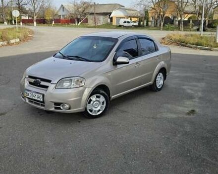 Бежевий Шевроле Авео, об'ємом двигуна 1.6 л та пробігом 300 тис. км за 2700 $, фото 1 на Automoto.ua