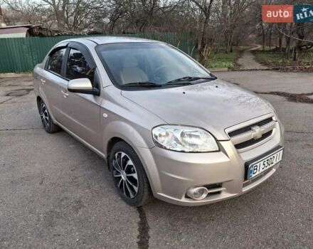 Бежевый Шевроле Авео, объемом двигателя 1.6 л и пробегом 199 тыс. км за 4400 $, фото 1 на Automoto.ua
