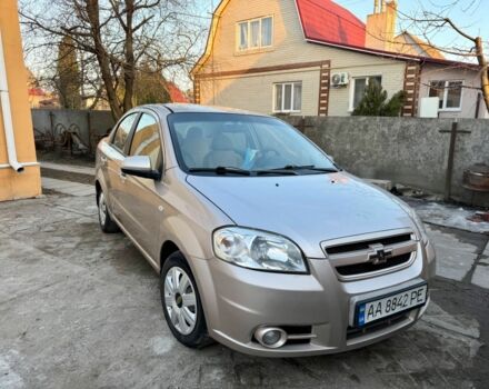 Бежевый Шевроле Авео, объемом двигателя 1.6 л и пробегом 165 тыс. км за 3900 $, фото 1 на Automoto.ua