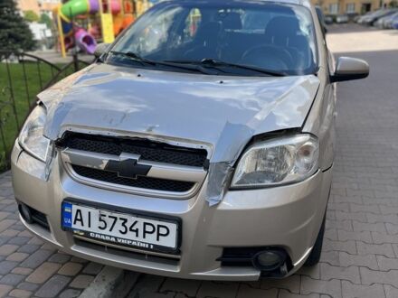 Шевроле Авео 2008 у Києві на Automoto.ua Бежевий Шевроле Авео, об'ємом двигуна 1.6 л та пробігом 135 тис. км за 2500 $, фото 1 на Automoto.ua