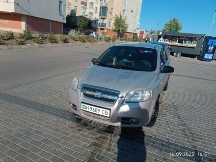 Бежевый Шевроле Авео, объемом двигателя 1.6 л и пробегом 224 тыс. км за 2900 $, фото 1 на Automoto.ua