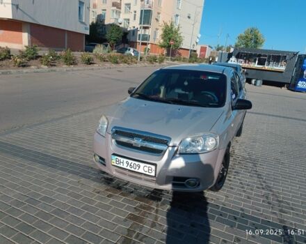 Бежевый Шевроле Авео, объемом двигателя 1.6 л и пробегом 224 тыс. км за 2900 $, фото 1 на Automoto.ua