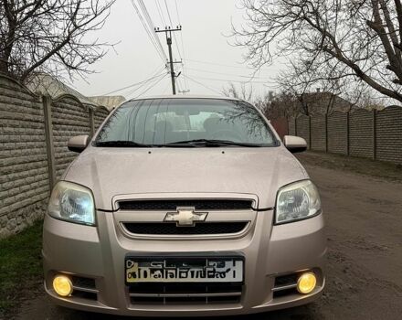 Бежевый Шевроле Авео, объемом двигателя 1.6 л и пробегом 198 тыс. км за 3200 $, фото 1 на Automoto.ua
