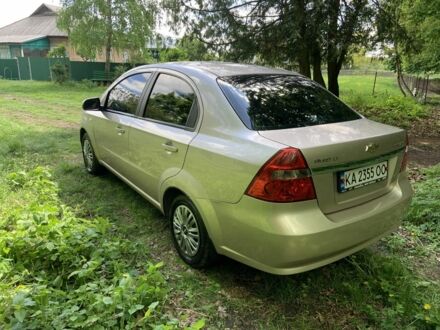 Шевроле Авео 2008 у Києві на Automoto.ua Бежевий Шевроле Авео, об'ємом двигуна 1.6 л та пробігом 181 тис. км за 4350 $, фото 1 на Automoto.ua