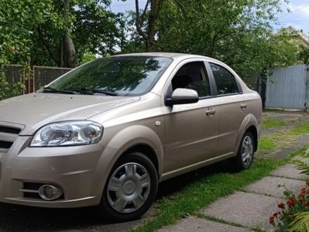 Бежевий Шевроле Авео, об'ємом двигуна 1.6 л та пробігом 68 тис. км за 5400 $, фото 1 на Automoto.ua