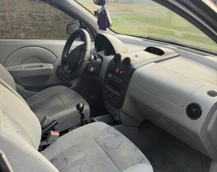 Чорний Шевроле Авео, об'ємом двигуна 1.5 л та пробігом 220 тис. км за 2400 $, фото 4 на Automoto.ua