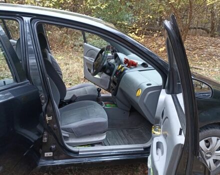 Черный Шевроле Авео, объемом двигателя 1.5 л и пробегом 230 тыс. км за 2500 $, фото 8 на Automoto.ua