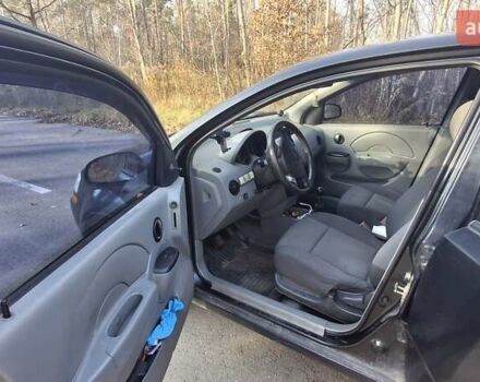 Чорний Шевроле Авео, об'ємом двигуна 1.5 л та пробігом 270 тис. км за 2500 $, фото 4 на Automoto.ua