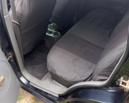 Черный Шевроле Авео, объемом двигателя 1.5 л и пробегом 200 тыс. км за 2700 $, фото 2 на Automoto.ua