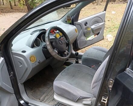 Черный Шевроле Авео, объемом двигателя 1.5 л и пробегом 230 тыс. км за 2500 $, фото 2 на Automoto.ua