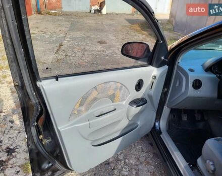 Черный Шевроле Авео, объемом двигателя 1.5 л и пробегом 220 тыс. км за 2850 $, фото 8 на Automoto.ua