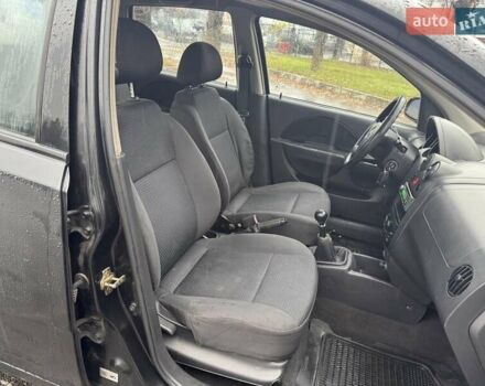 Черный Шевроле Авео, объемом двигателя 1.5 л и пробегом 143 тыс. км за 2190 $, фото 16 на Automoto.ua