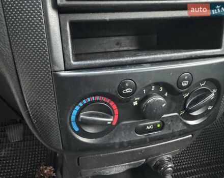 Черный Шевроле Авео, объемом двигателя 1.5 л и пробегом 143 тыс. км за 2190 $, фото 25 на Automoto.ua