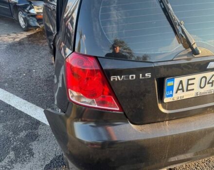 Черный Шевроле Авео, объемом двигателя 1.5 л и пробегом 200 тыс. км за 1300 $, фото 3 на Automoto.ua