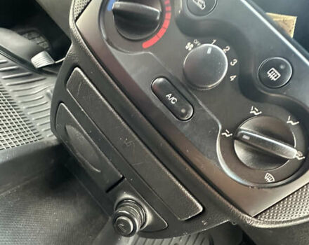 Чорний Шевроле Авео, об'ємом двигуна 1.5 л та пробігом 180 тис. км за 2400 $, фото 17 на Automoto.ua